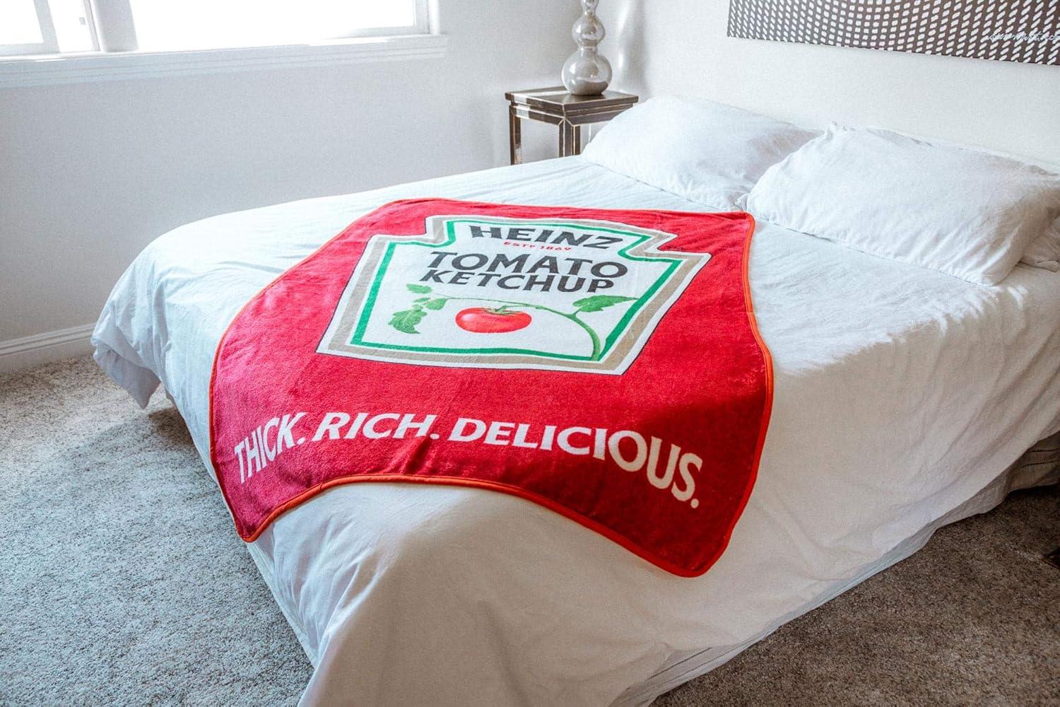 image:imageToynk Heinz Ketchup Logo Plush Throw Blanket Cozy Sherpa Wrap Covering for Sofa Bed Super Soft Lightweight Fleece Blanket Geeky Home Decor 45 x 60 Inches