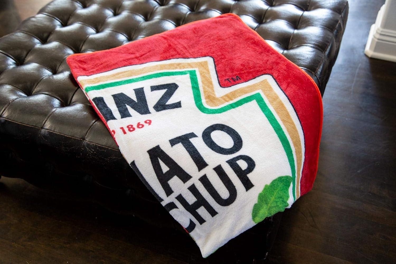 image:imageToynk Heinz Ketchup Logo Plush Throw Blanket Cozy Sherpa Wrap Covering for Sofa Bed Super Soft Lightweight Fleece Blanket Geeky Home Decor 45 x 60 Inches